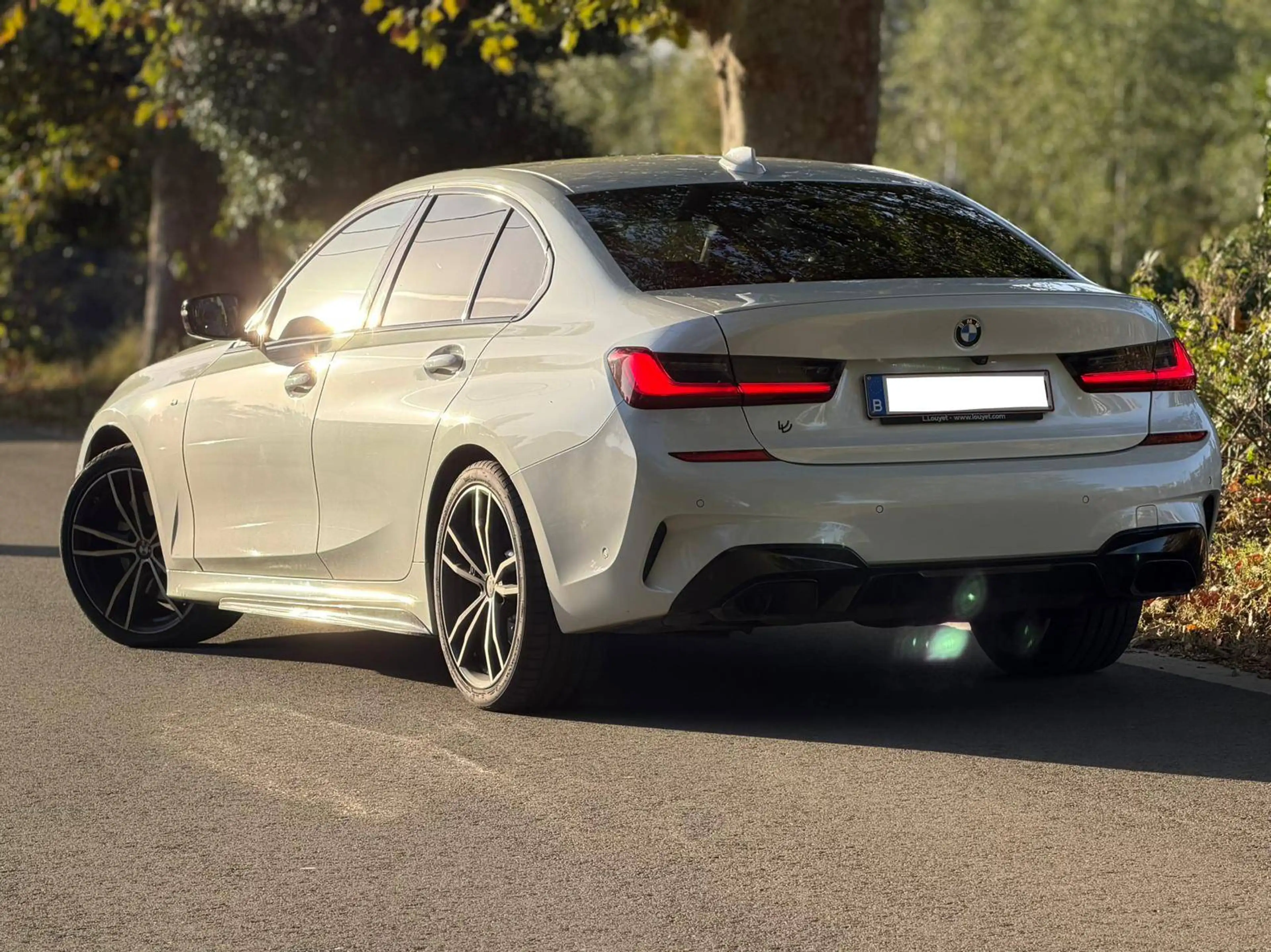 BMW 318 318iA OPF + Full entretien BMW + Pack M + Garantie 12mois + Véhicule Belge — photo 4