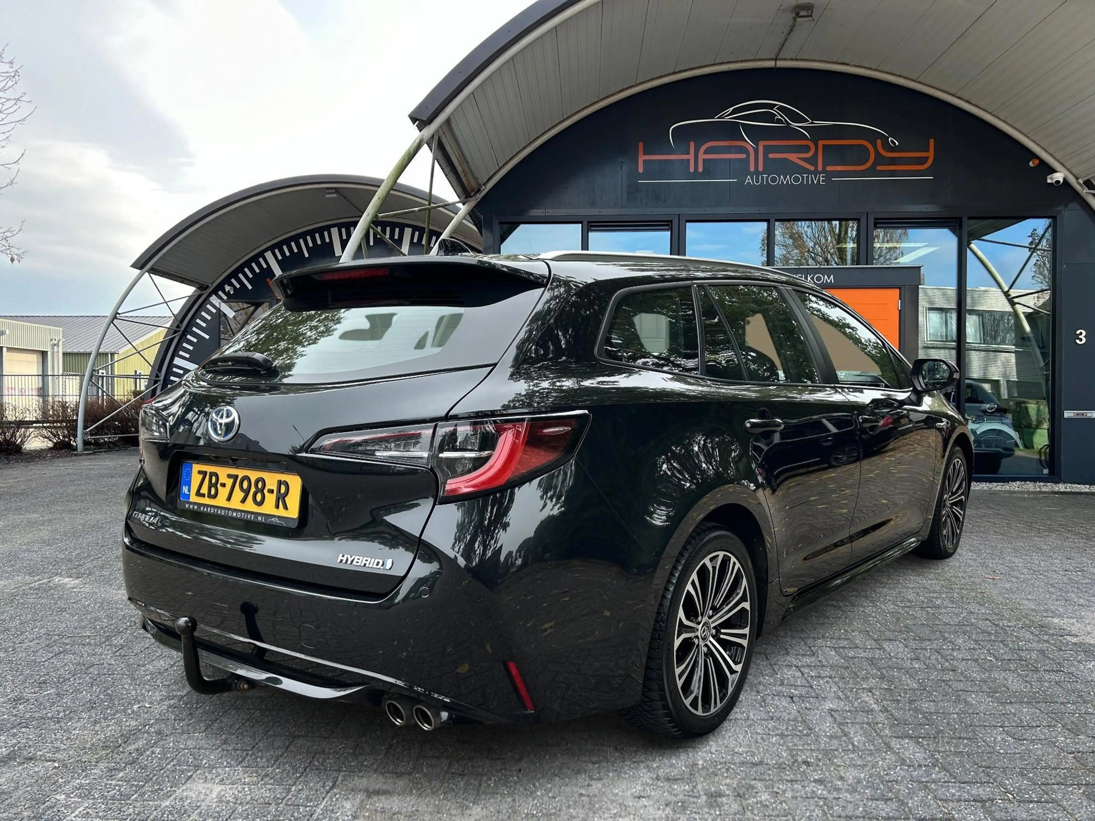Toyota Corolla Touring Sports 2.0 Hybrid Style Trekhaak 100% Deal — photo 3