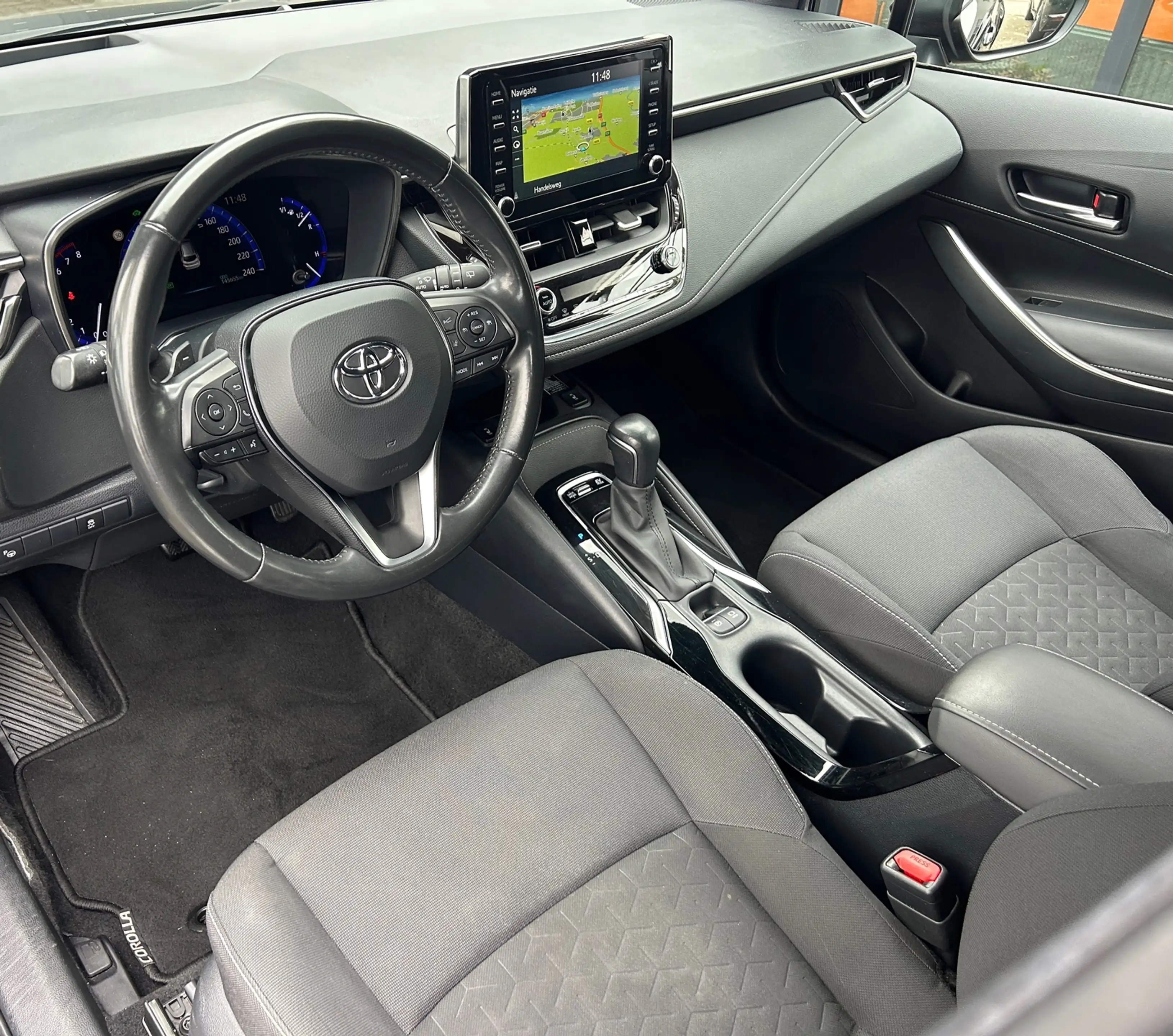 Toyota Corolla Touring Sports 2.0 Hybrid Style Trekhaak 100% Deal — photo 4