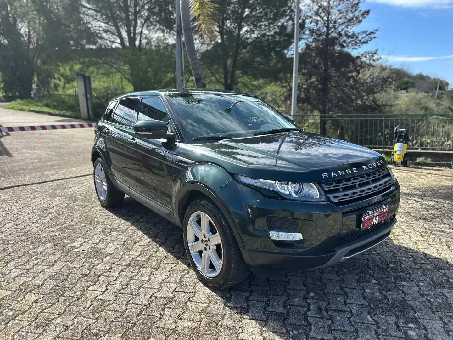 Land Rover Range Rover Evoque 5p 2.2 td4 Prestige 150cv Verde - 2