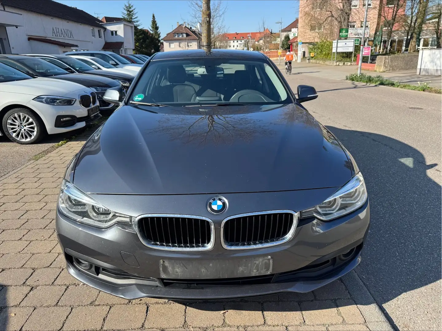 BMW 320 320d Lim. Advantage Navi Tempomat Grijs - 2