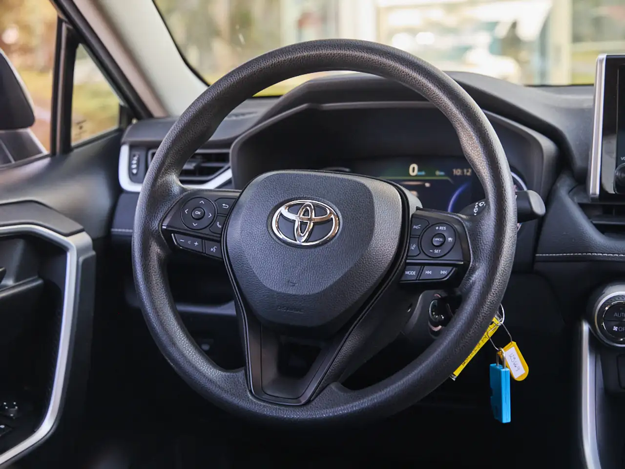 Toyota RAV 4 снимка Toyota RAV 4