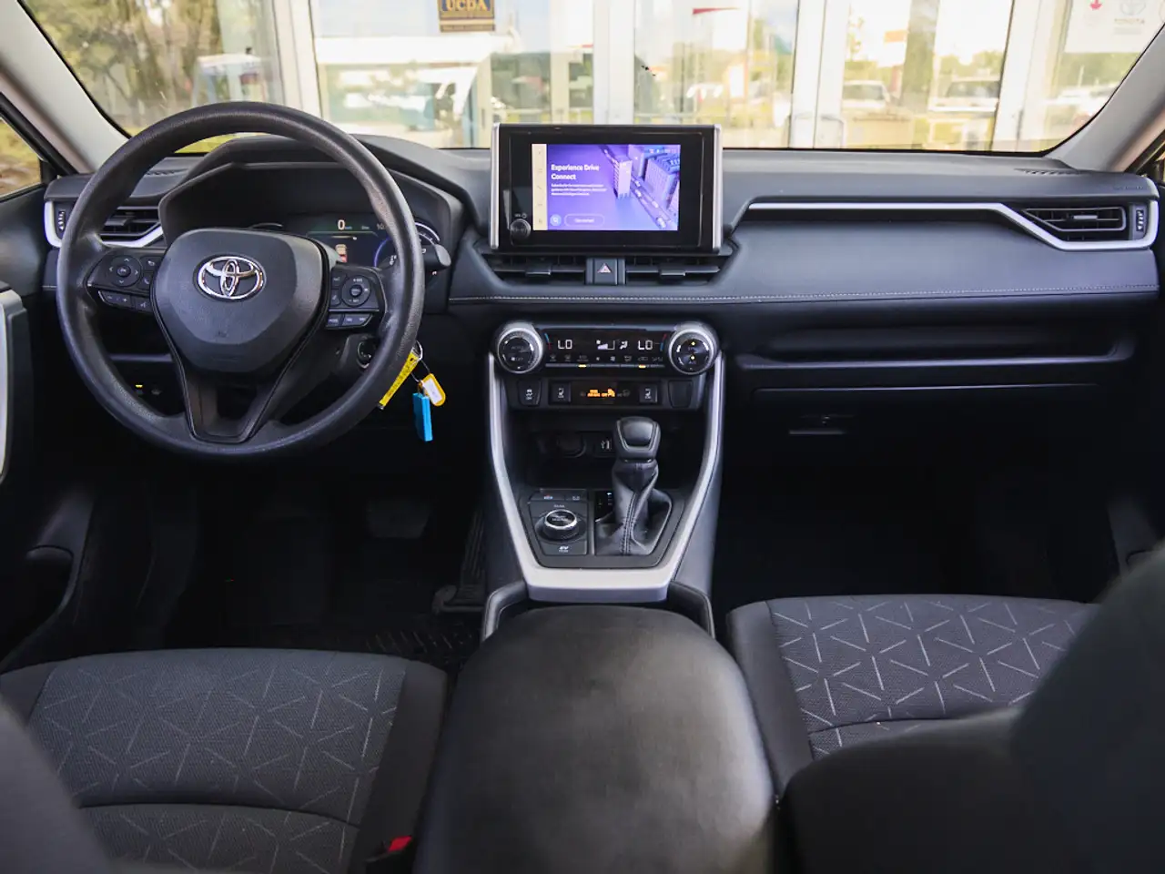 Toyota RAV 4 снимка Toyota RAV 4