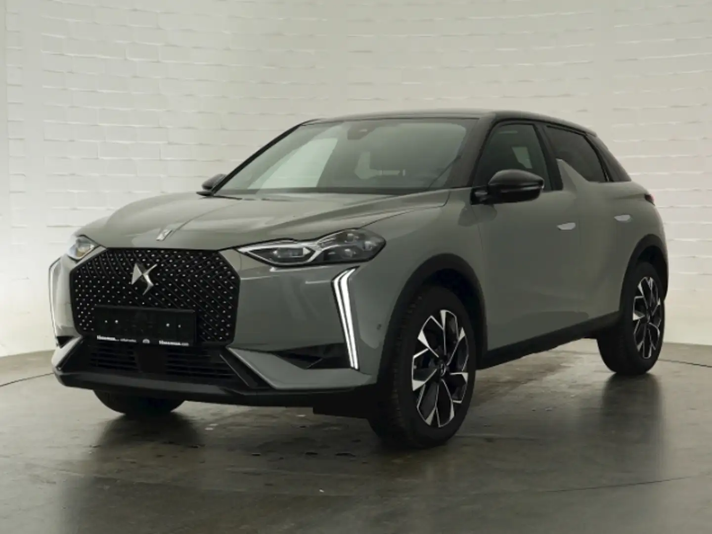 DS Automobiles DS 3 OPERA AT+NAVI+HEAD-UP-DISPLAY+KEYLESS+360°KAMERA siva - 2