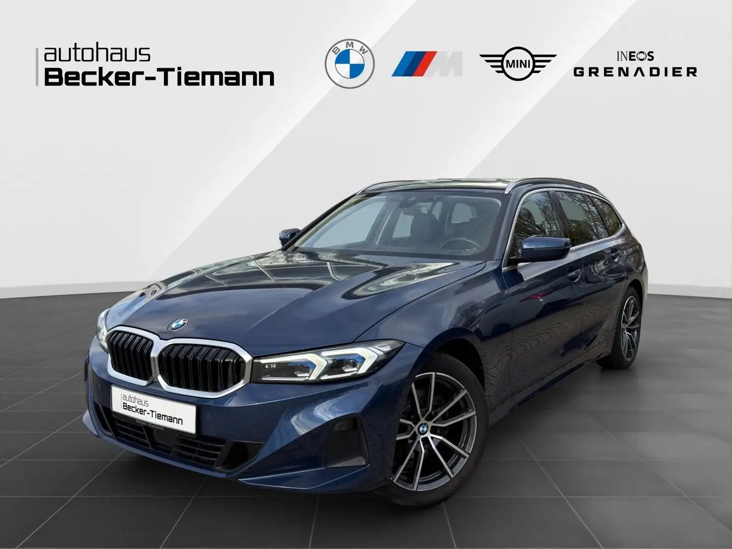BMW 320 d xDrive Touring 18" / Keyless / HiFi / RFK / DAB Bleu - 1