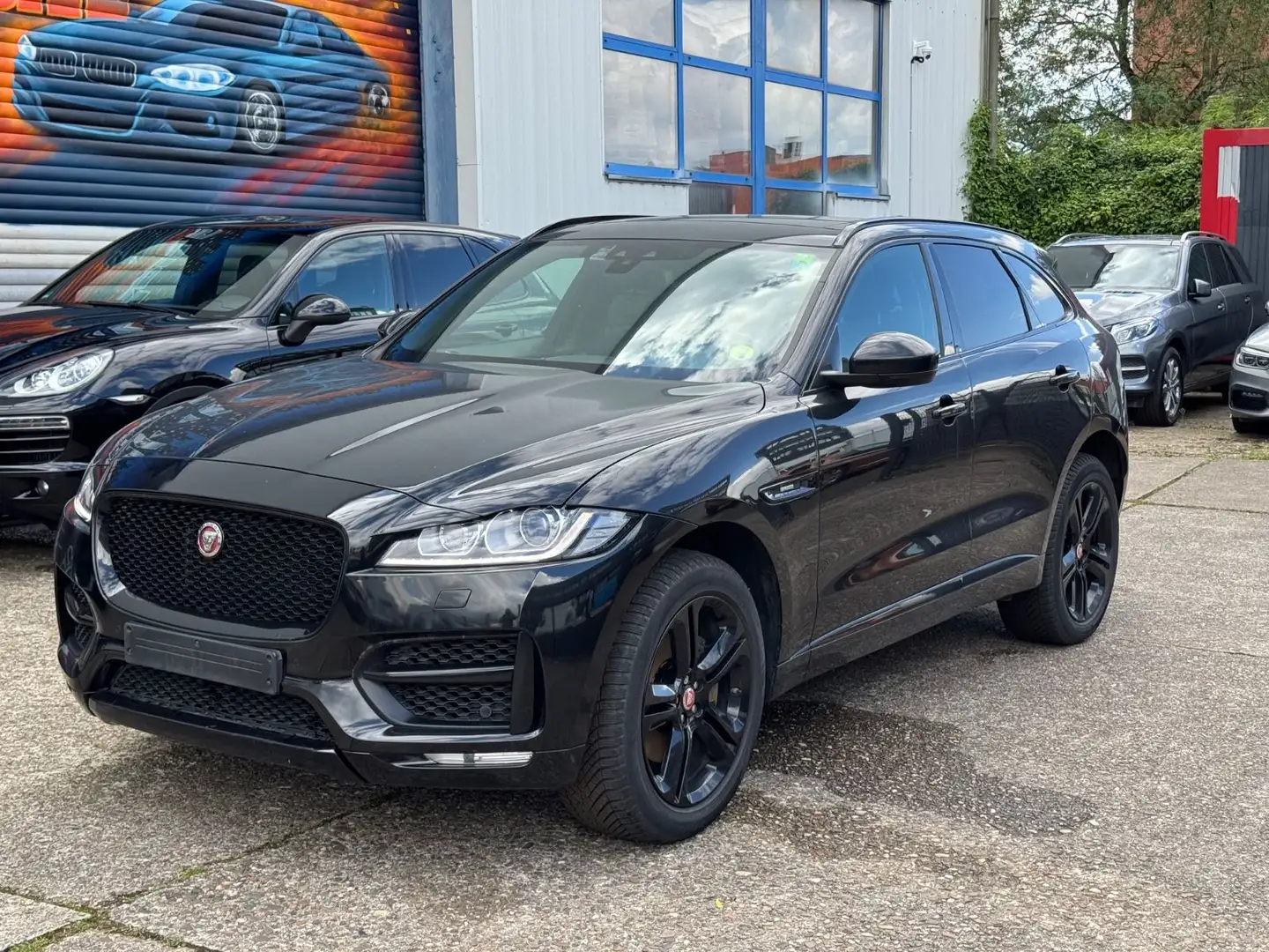 Jaguar F-Pace F-PACE R-Sport AWD 3.0d/Leder/Pano/1 Hand Schwarz - 1