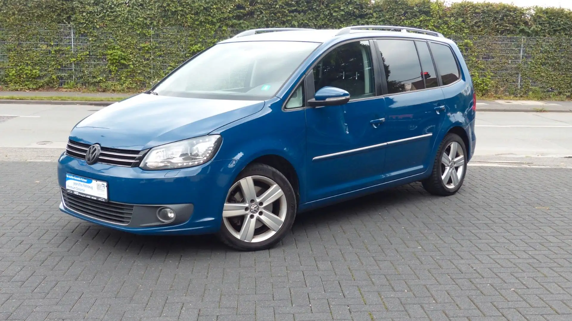 Volkswagen Touran Highline 2.0 TDI Bi.Xenon Leder Navi 510 Albastru - 2