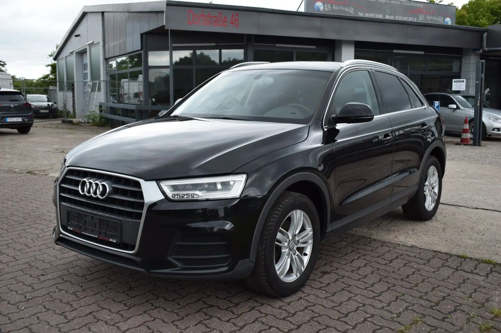 Audi Q3 TDI 2.0L  *2.HAND*SCHECKHEFT GEPFLEGT* Schwarz - 1