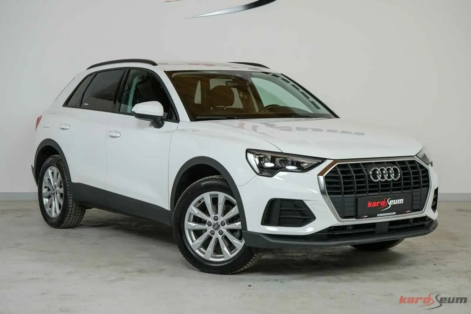 Audi Q3 35 TDI S Tronic *LED*PDC*TEMP* LANE*USB* Weiß - 2