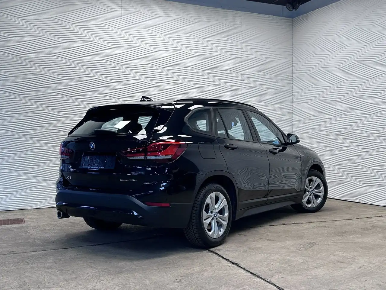 BMW X1 xDrive25e*PHEV*HUD*CAMERA*HUD*LAGE BIV!*LED*, миниатюра 12
