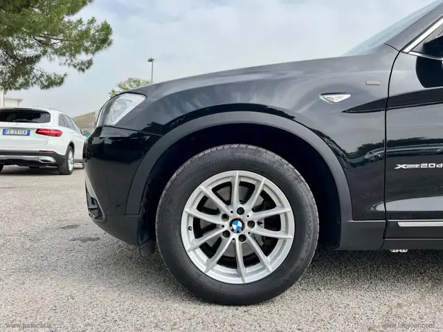 BMW X3 view 4