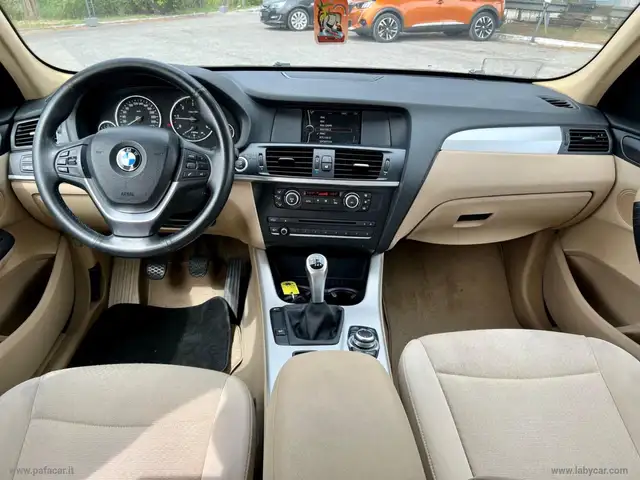 BMW X3 view 5
