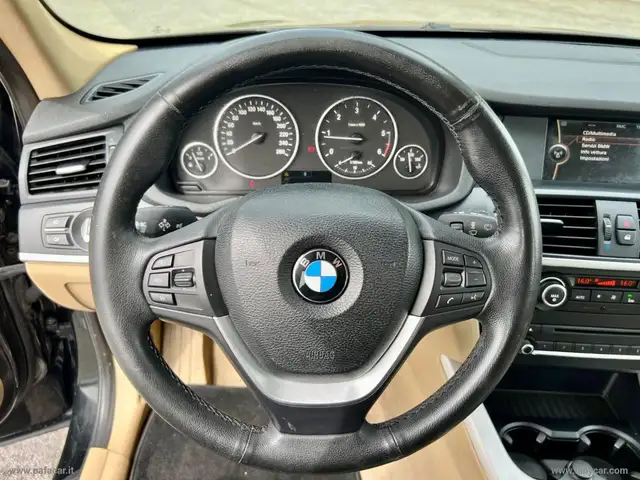 BMW X3 view 7