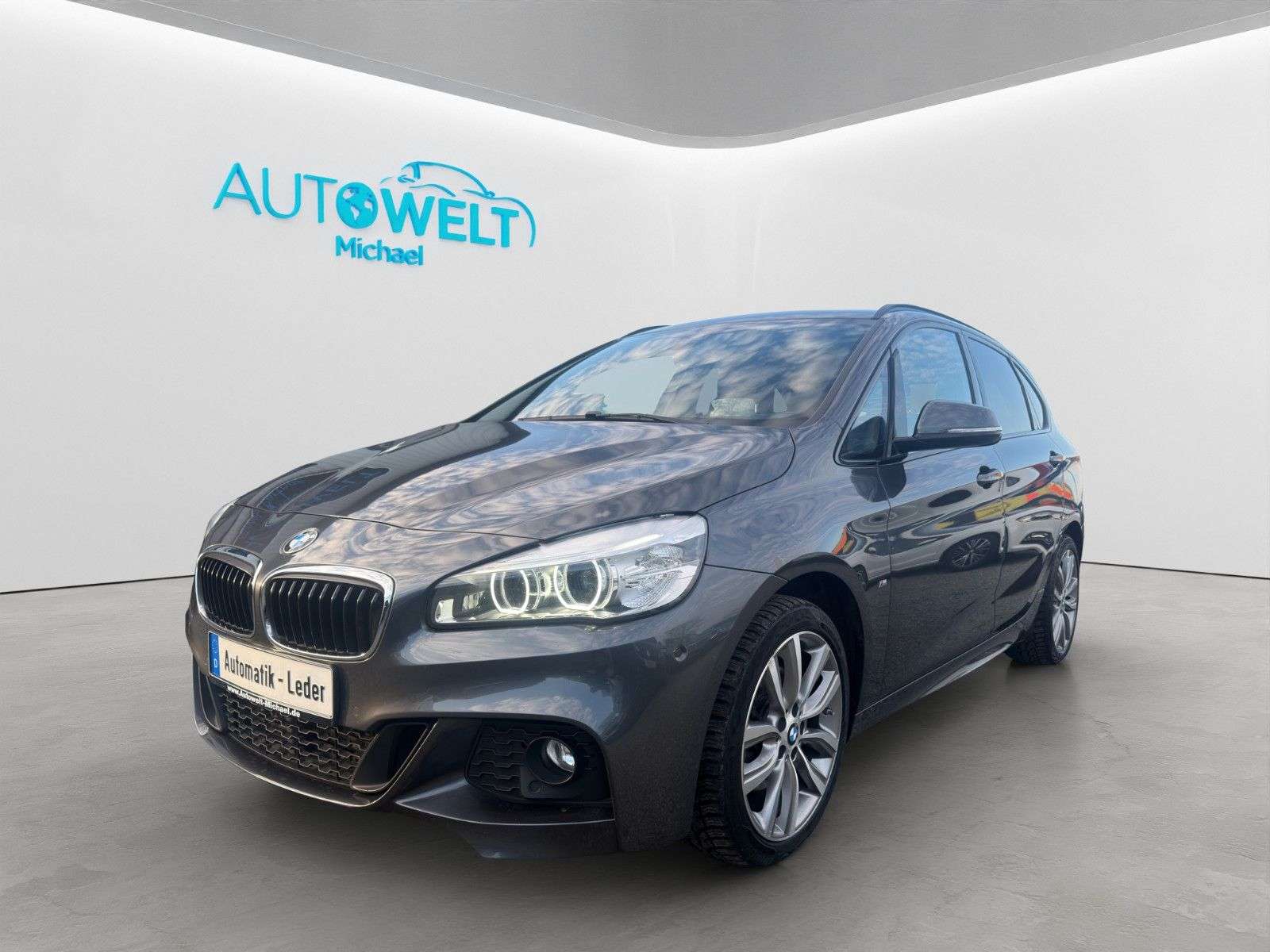 BMW 220