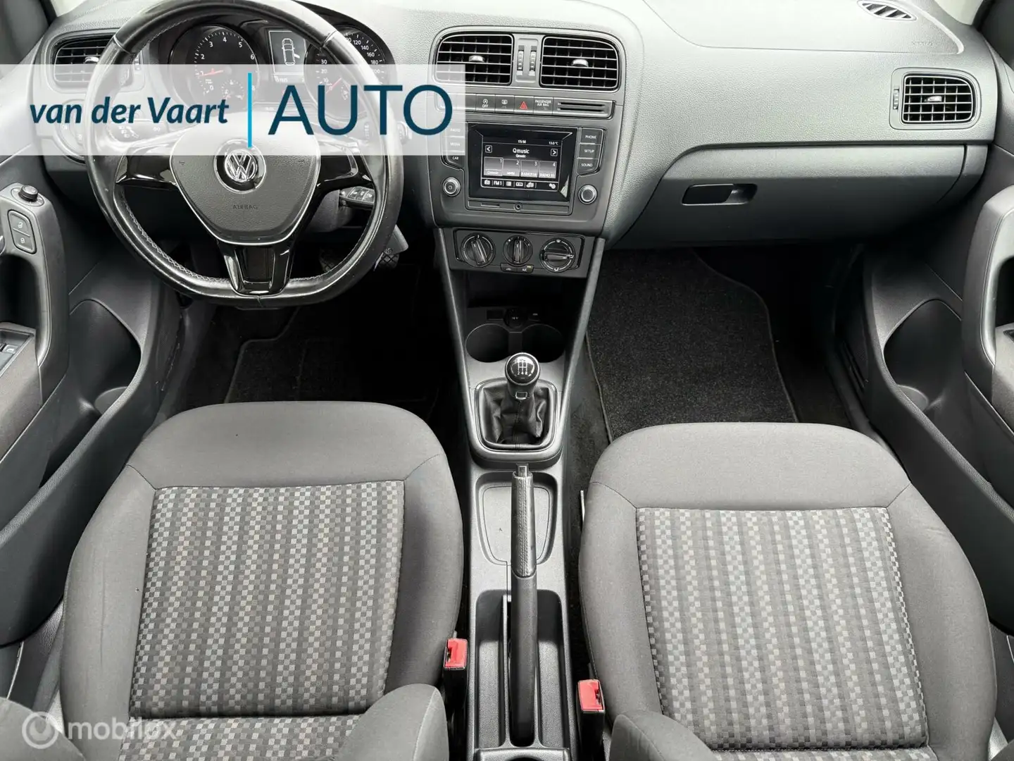 Volkswagen Polo 1.0 BlueMotion 5DRS / Airco / Elektr.pakket Grijs - 2
