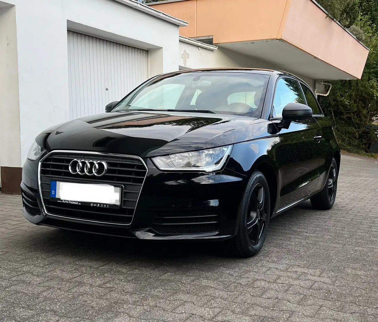 Audi A1 basis Schwarz - 1