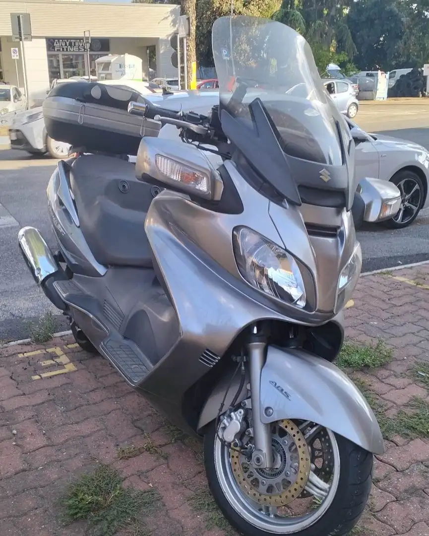 Suzuki Burgman 650 EXECUTIVE Grigio - 1