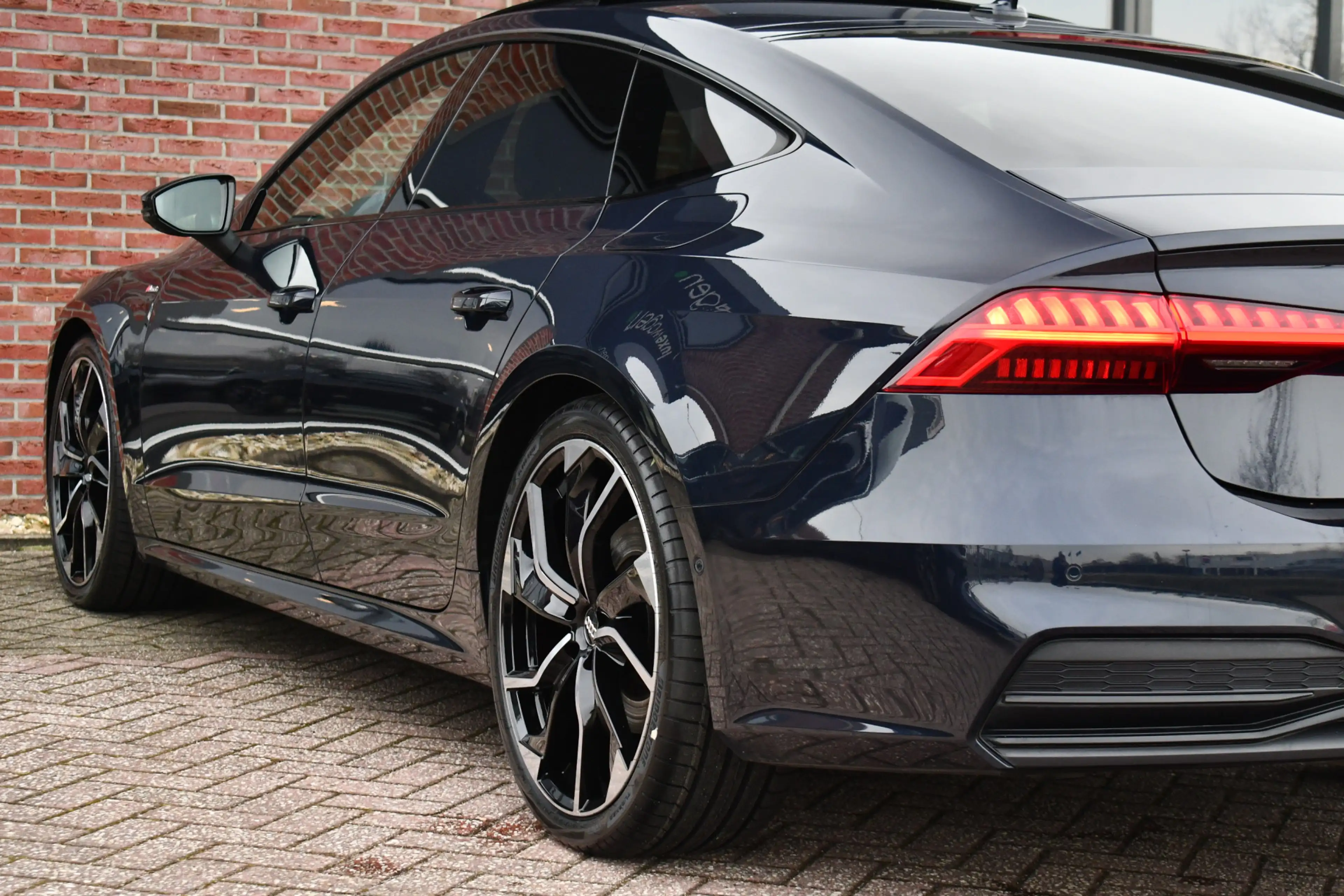 Audi A7 Sportback 55 TFSI e quattro Comp Pano HUD B&O 360 — photo 37