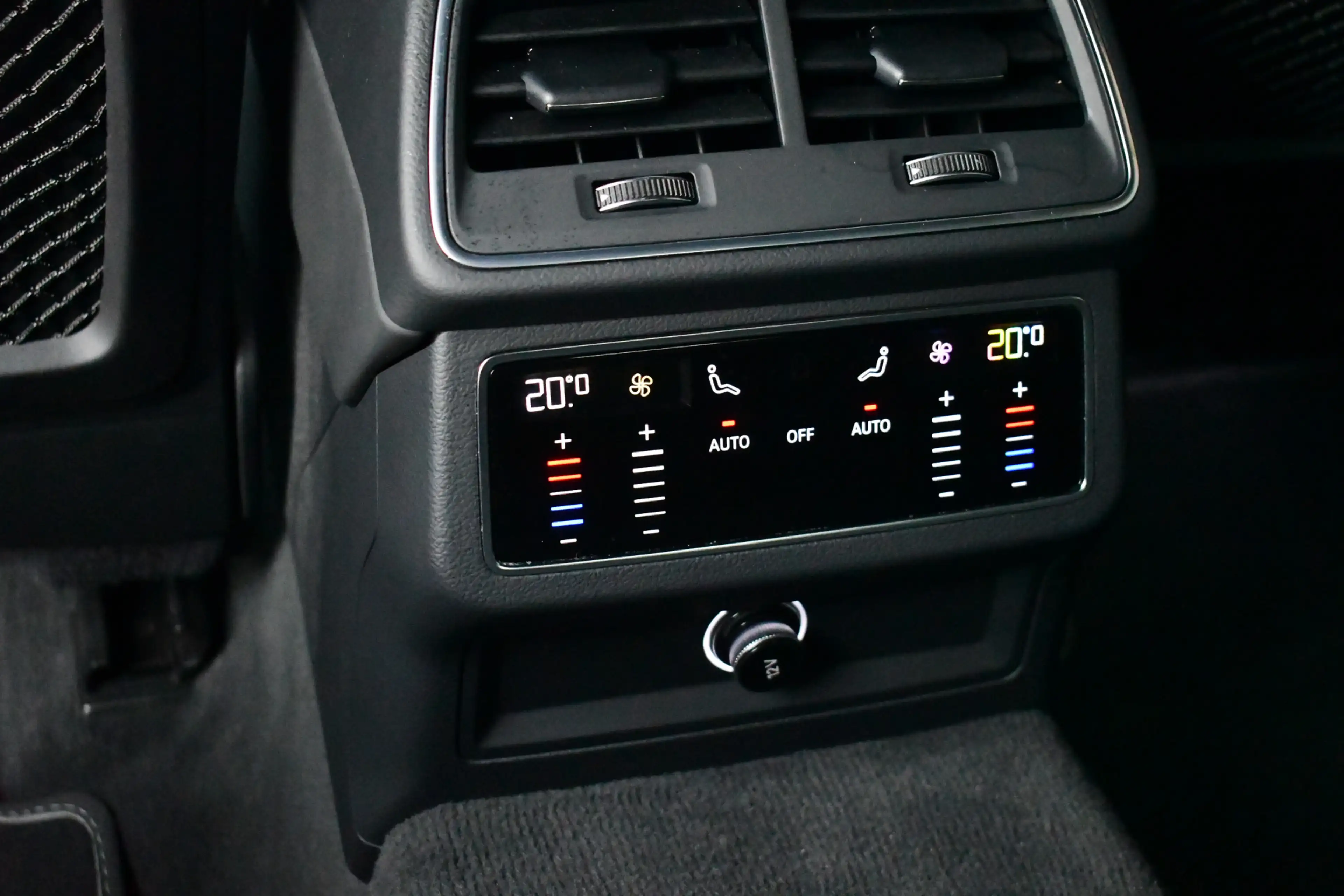 Audi A7 Sportback 55 TFSI e quattro Comp Pano HUD B&O 360 — photo 41