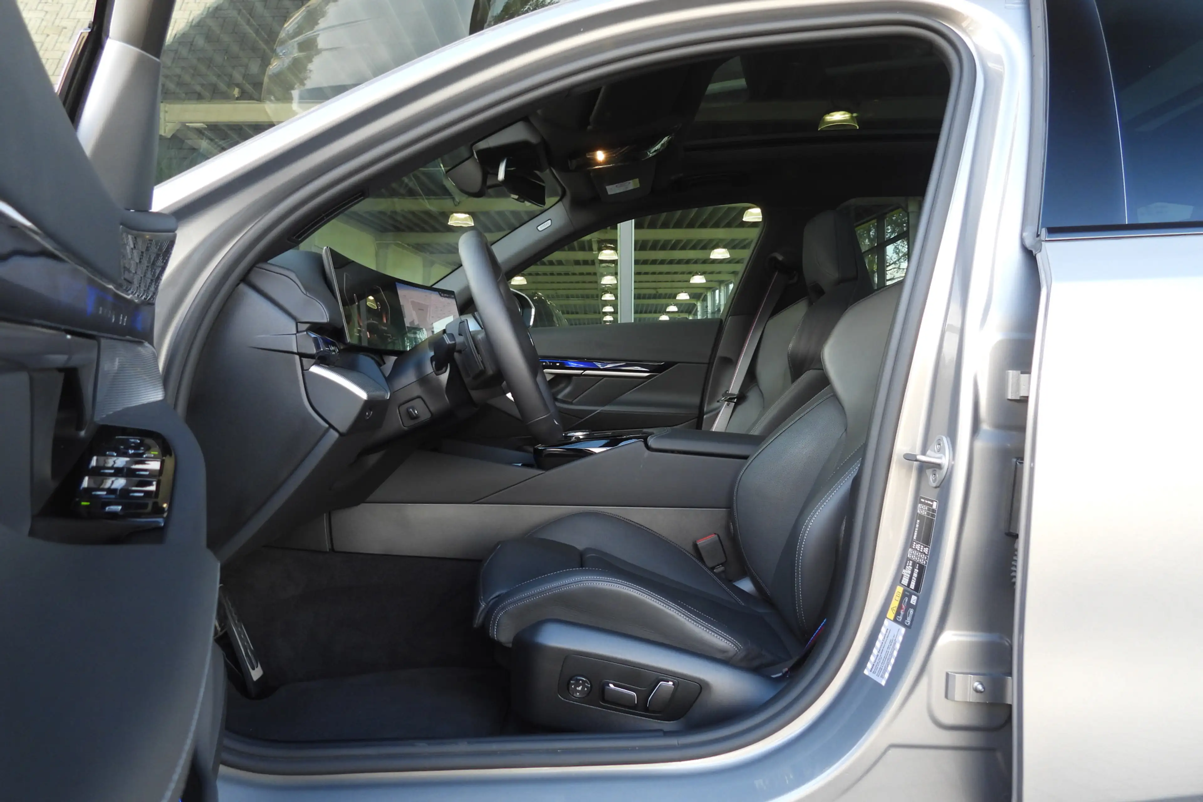 BMW 530 5 Serie Touring 530e M Sport Automaat / Trekhaak / — photo 15