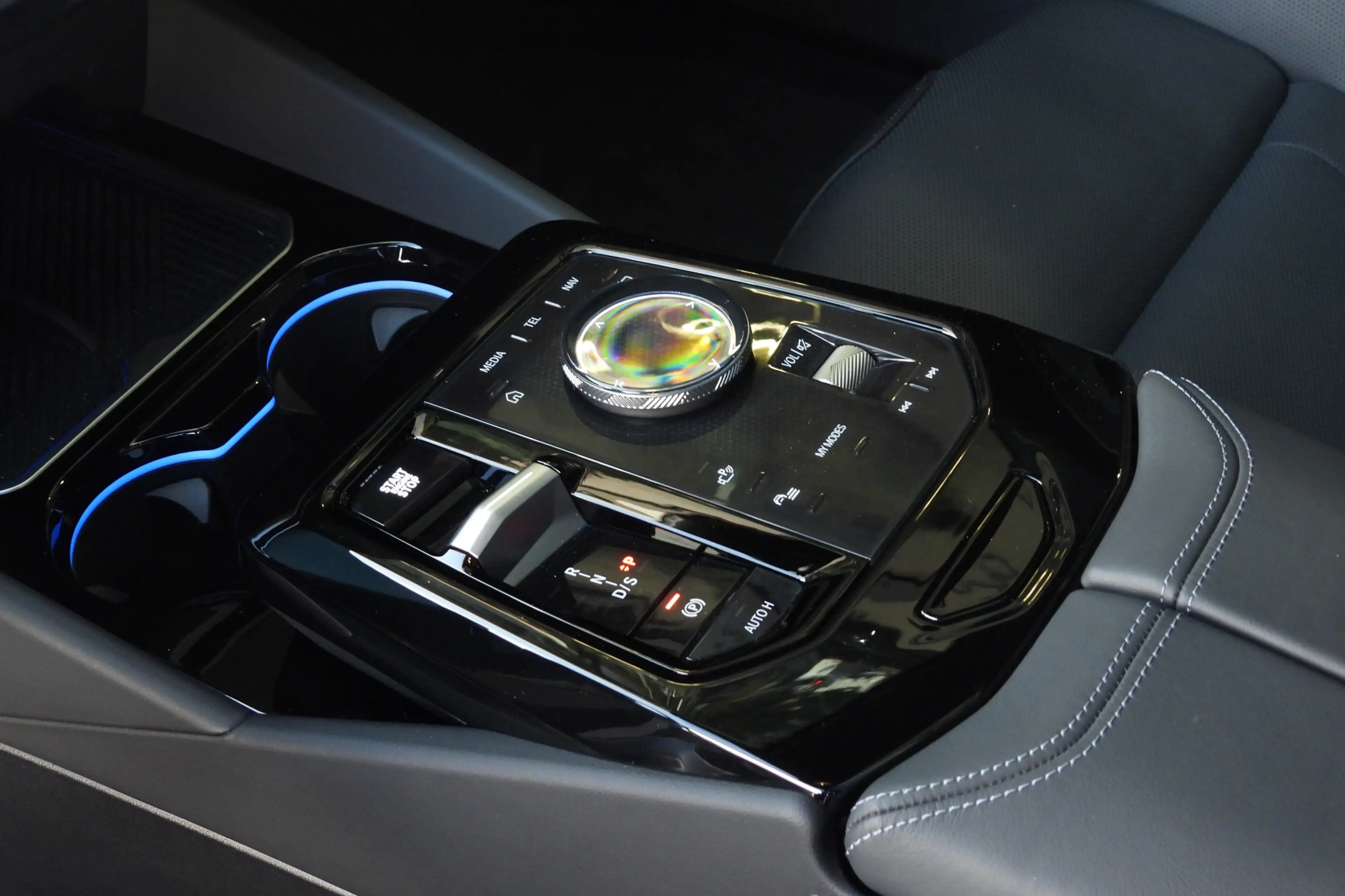 BMW 530 5 Serie Touring 530e M Sport Automaat / Trekhaak / — photo 14
