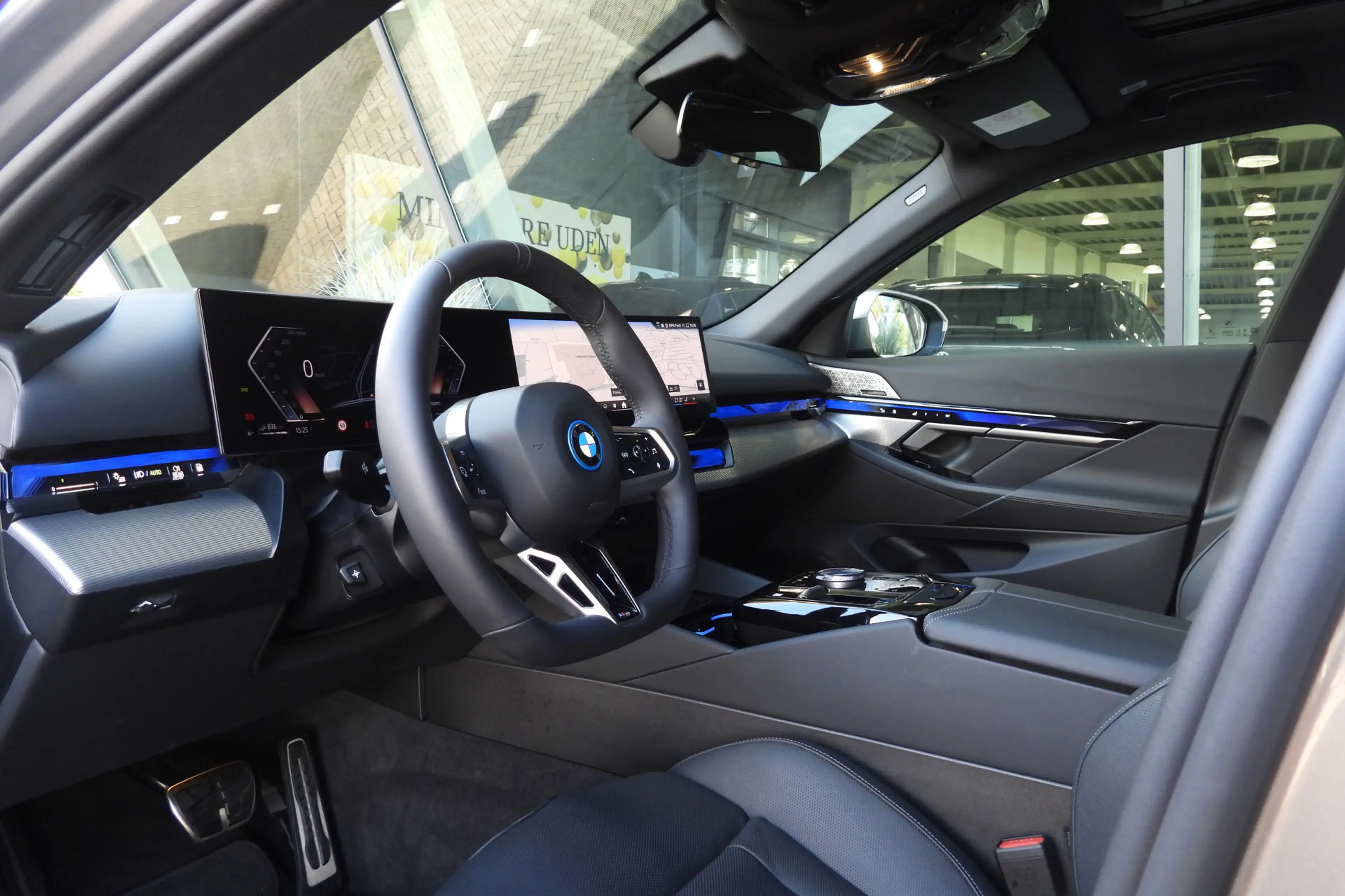 BMW 530 5 Serie Touring 530e M Sport Automaat / Trekhaak / — photo 12