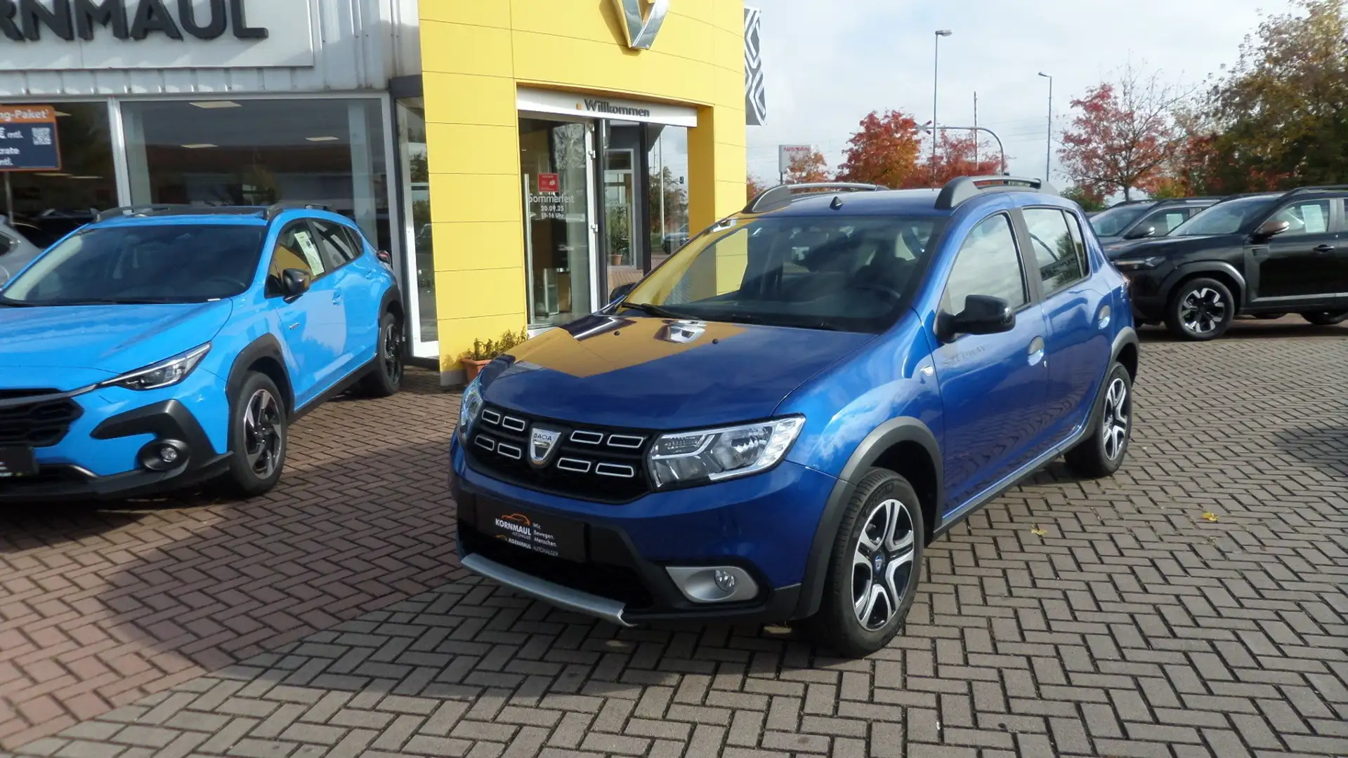 Dacia Sandero II Stepway Celebration TCe 90 PS Navi, Klimaautomatik Blau - 1