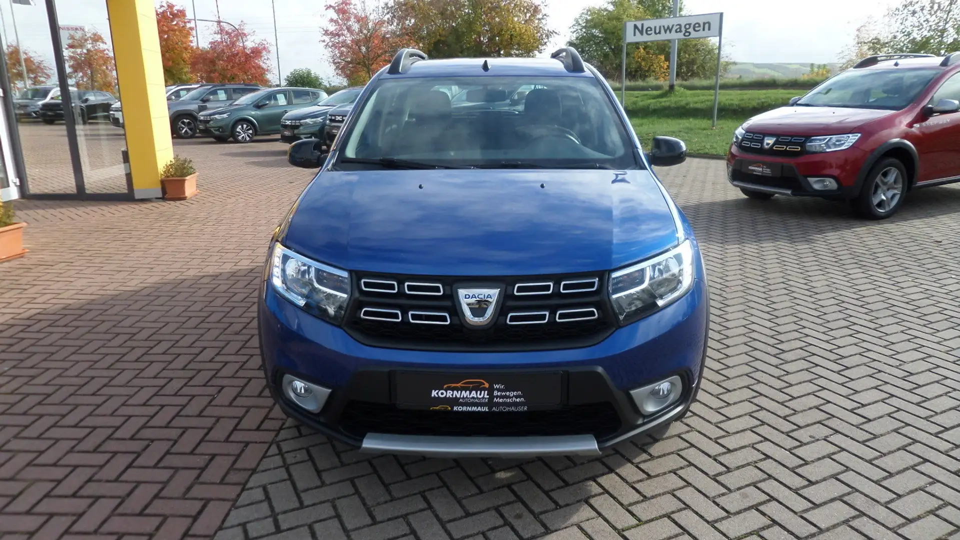 Dacia Sandero II Stepway Celebration TCe 90 PS Navi, Klimaautomatik Blau - 2