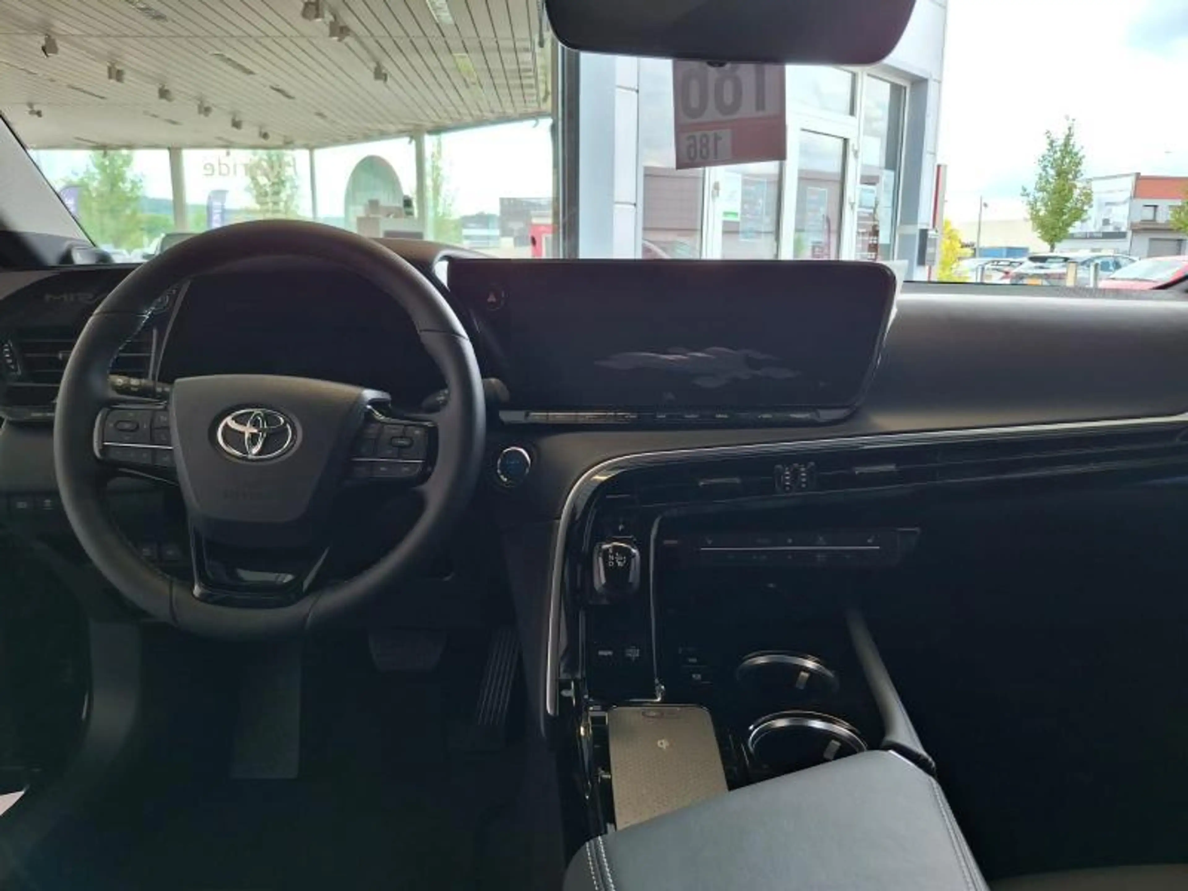 Toyota Mirai PREMIUM — photo 11