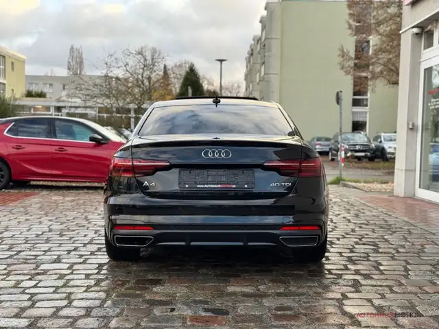 Audi A4 view 5