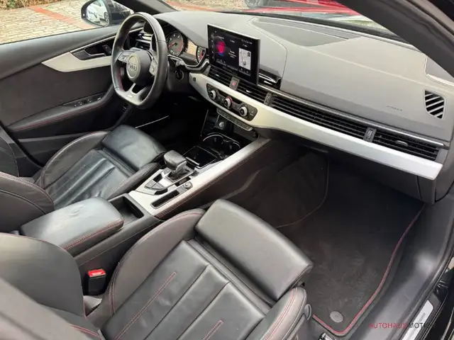 Audi A4 view 13