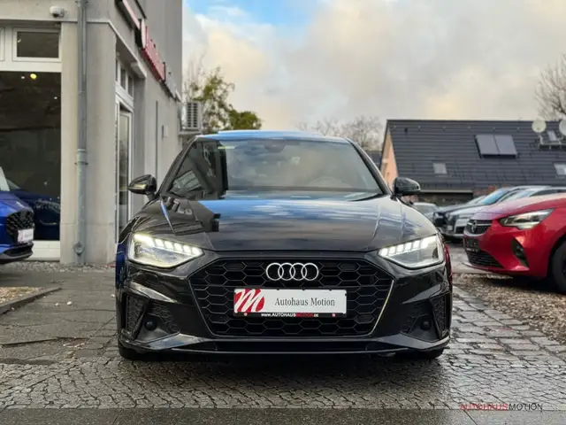 Audi A4 view 3