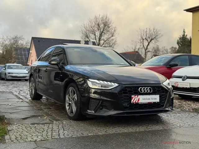 Audi A4 view 4