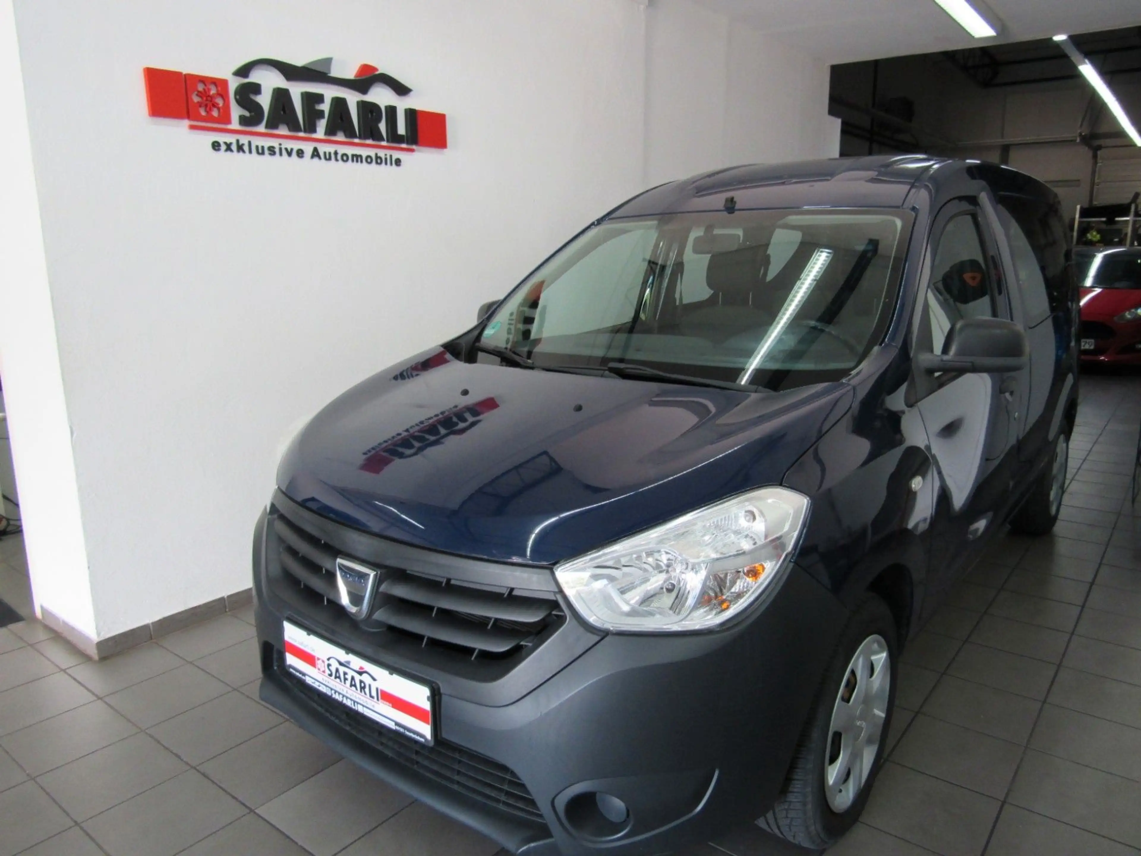 Dacia Dokker Essentiel 5 Sitzer TÜV 06.2027++++