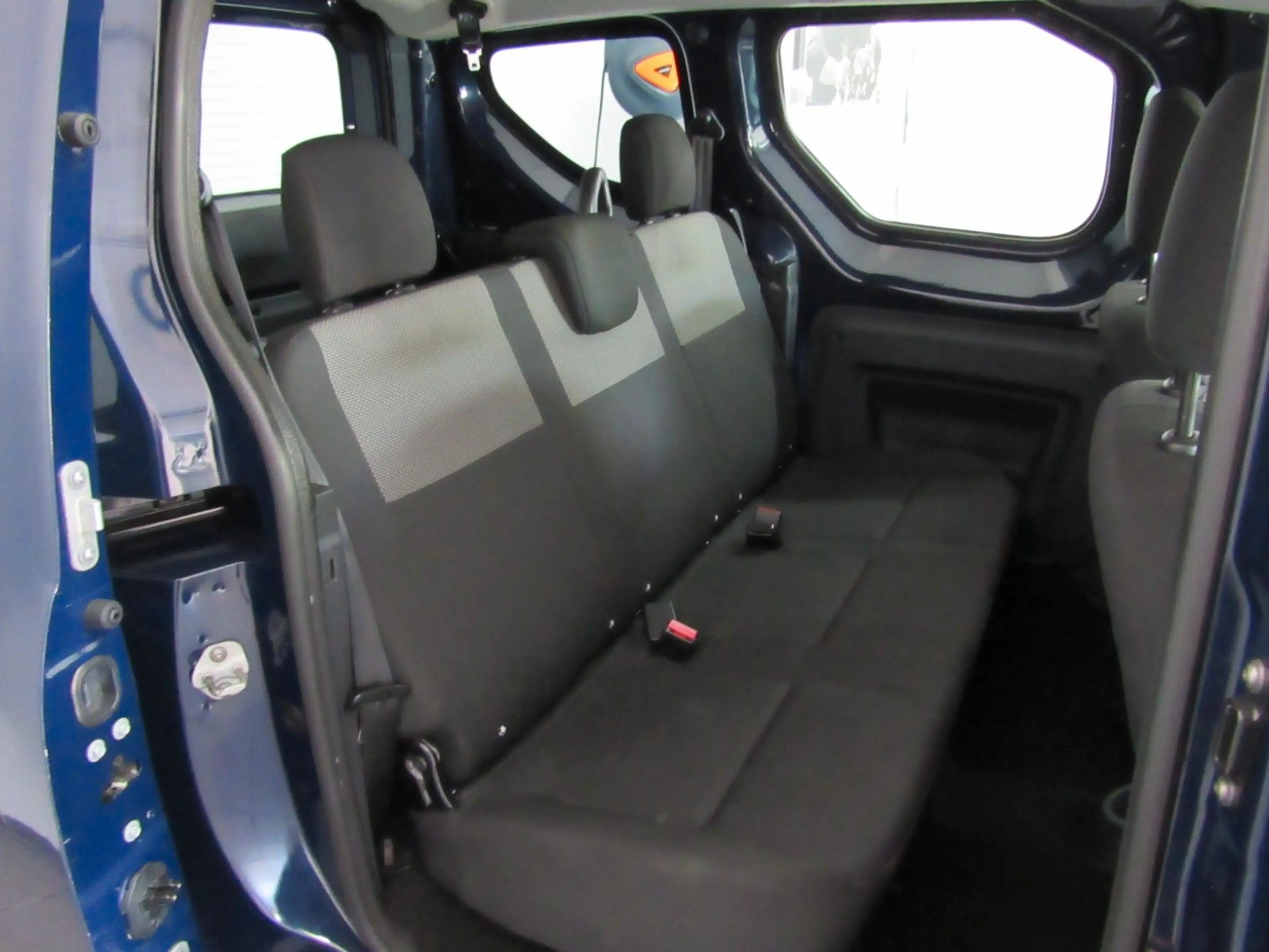 Dacia Dokker Essentiel 5 Sitzer TÜV 06.2027++++ — photo 12