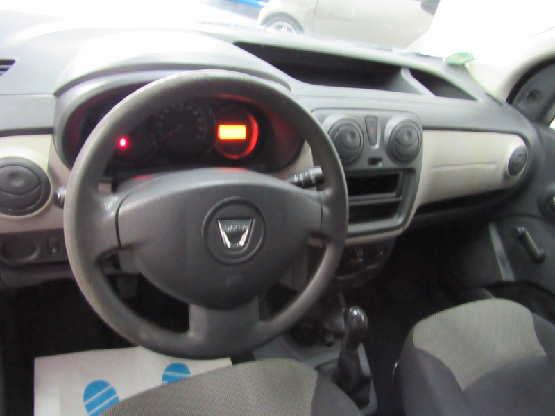 Dacia Dokker Essentiel 5 Sitzer TÜV 06.2027++++ — photo 9