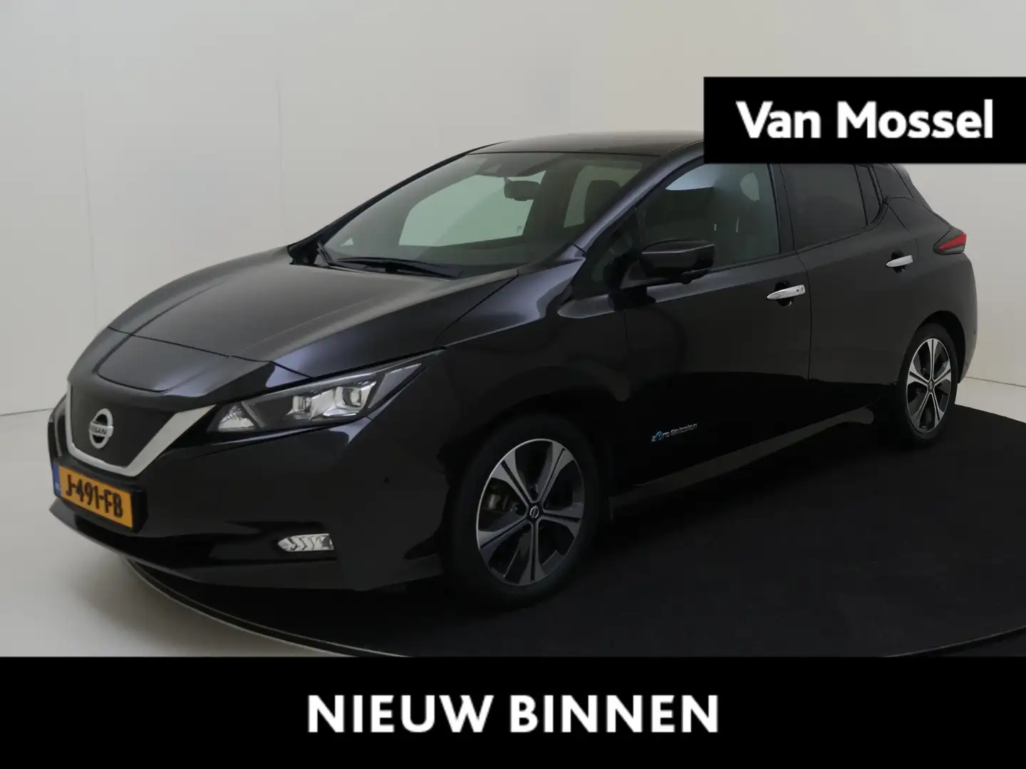 Nissan Leaf Tekna 40 kWh | 360 Camera | Stoelverwarming | Navi Zwart - 1