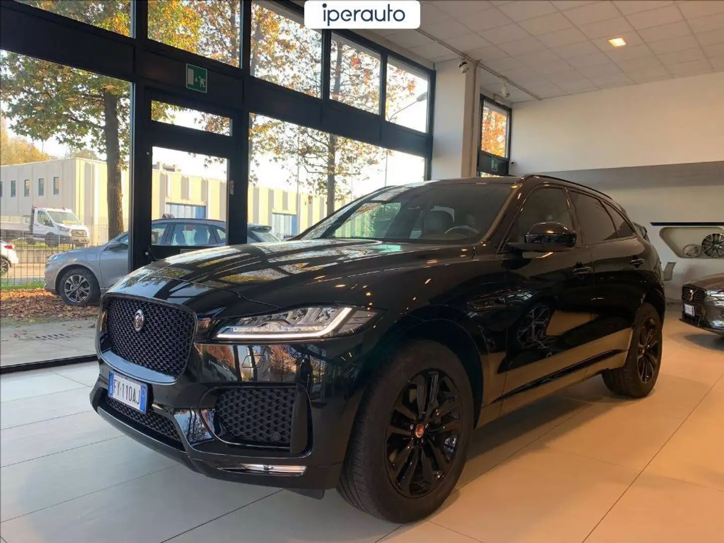 Jaguar F-Pace 2.0d i4 r-sport awd 180cv auto Noir - 1