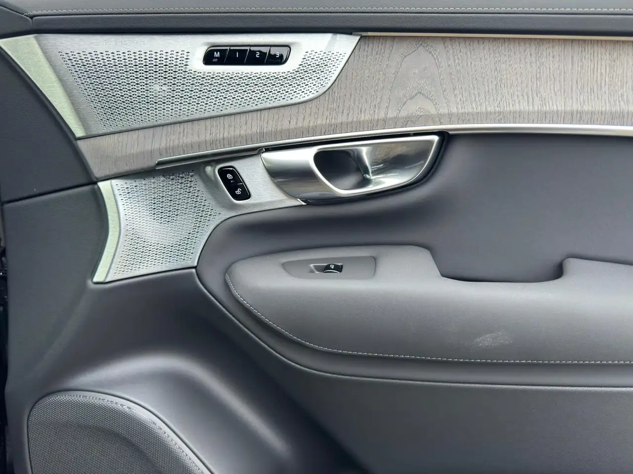 Volvo XC90 2026 — фото 13