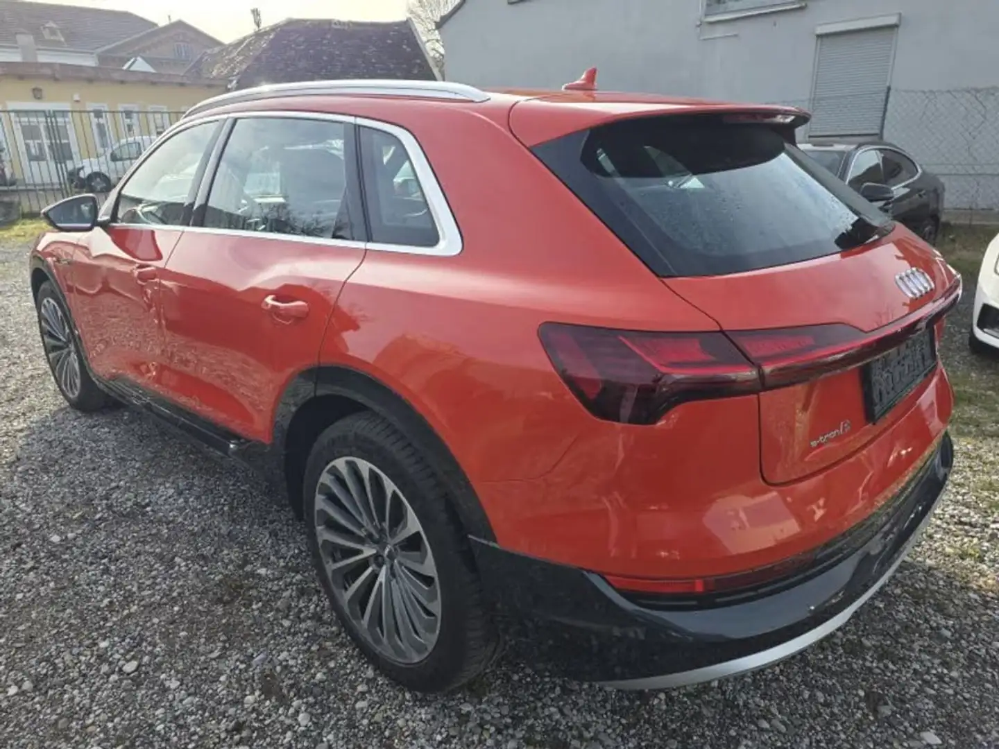 Audi e-tron 55 quattro Dig-Matrix S-Line Mod 21 TOP !! Rood - 1
