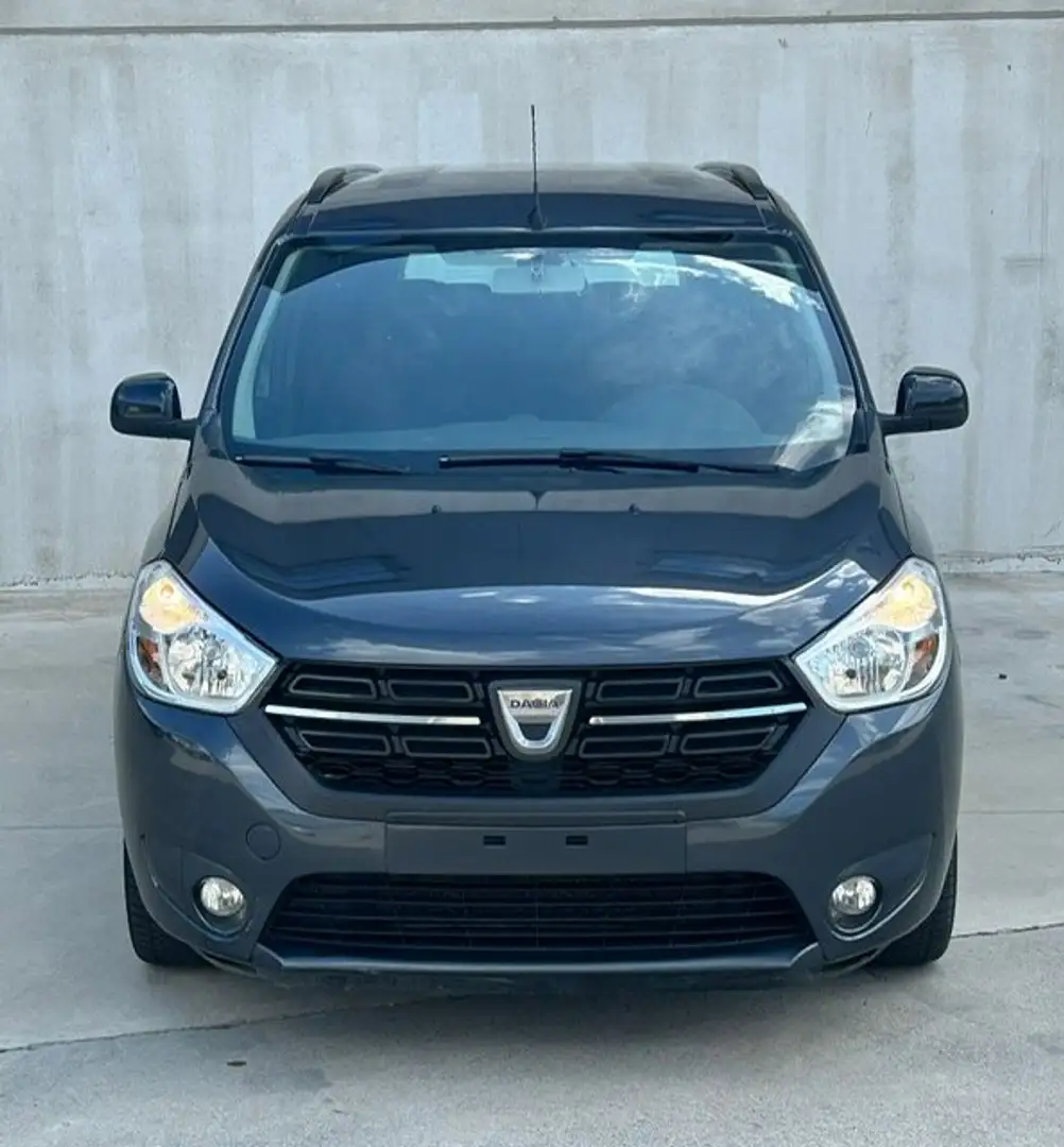 Dacia Lodgy 1.5 Blue dCi Comfort 7pl.GPS Cruise Euro6d 115CV Grijs - 2