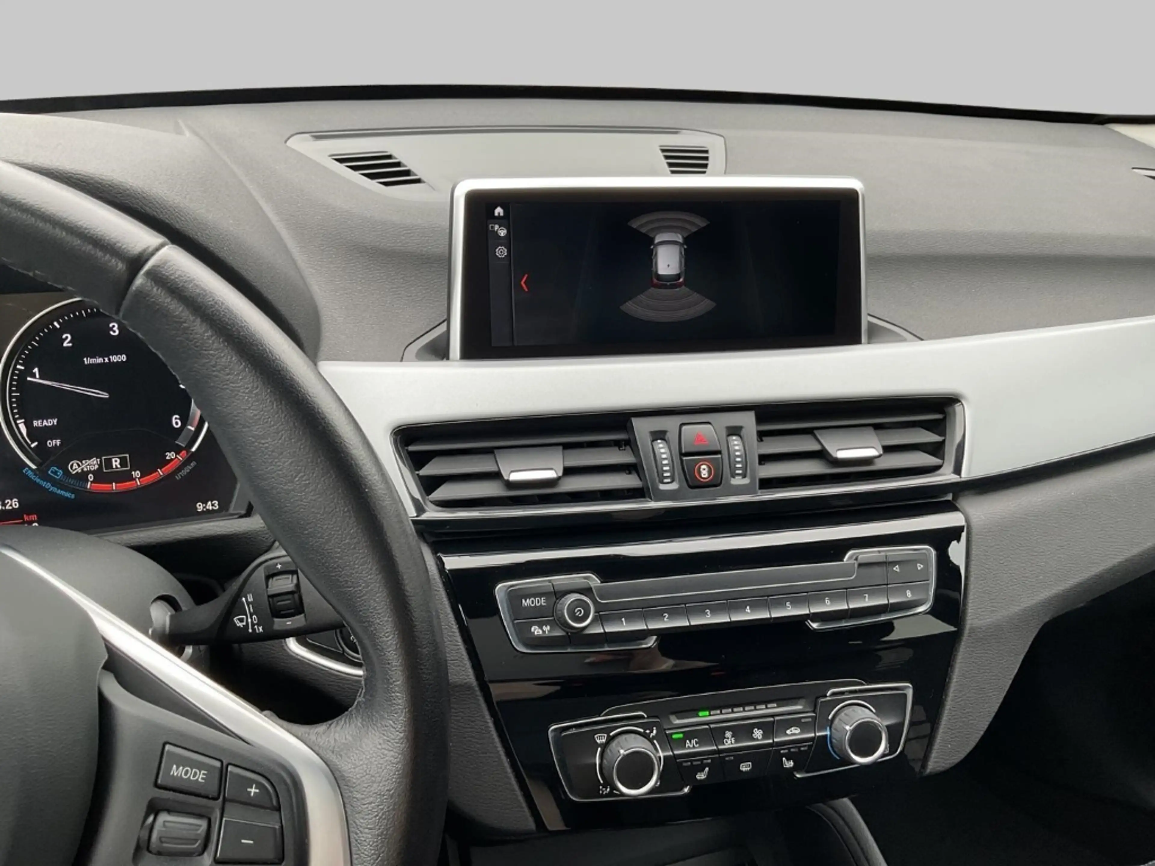BMW X1 sDrive18d Aut Navi LED DAB SHZ PDC Klimaaut — photo 11