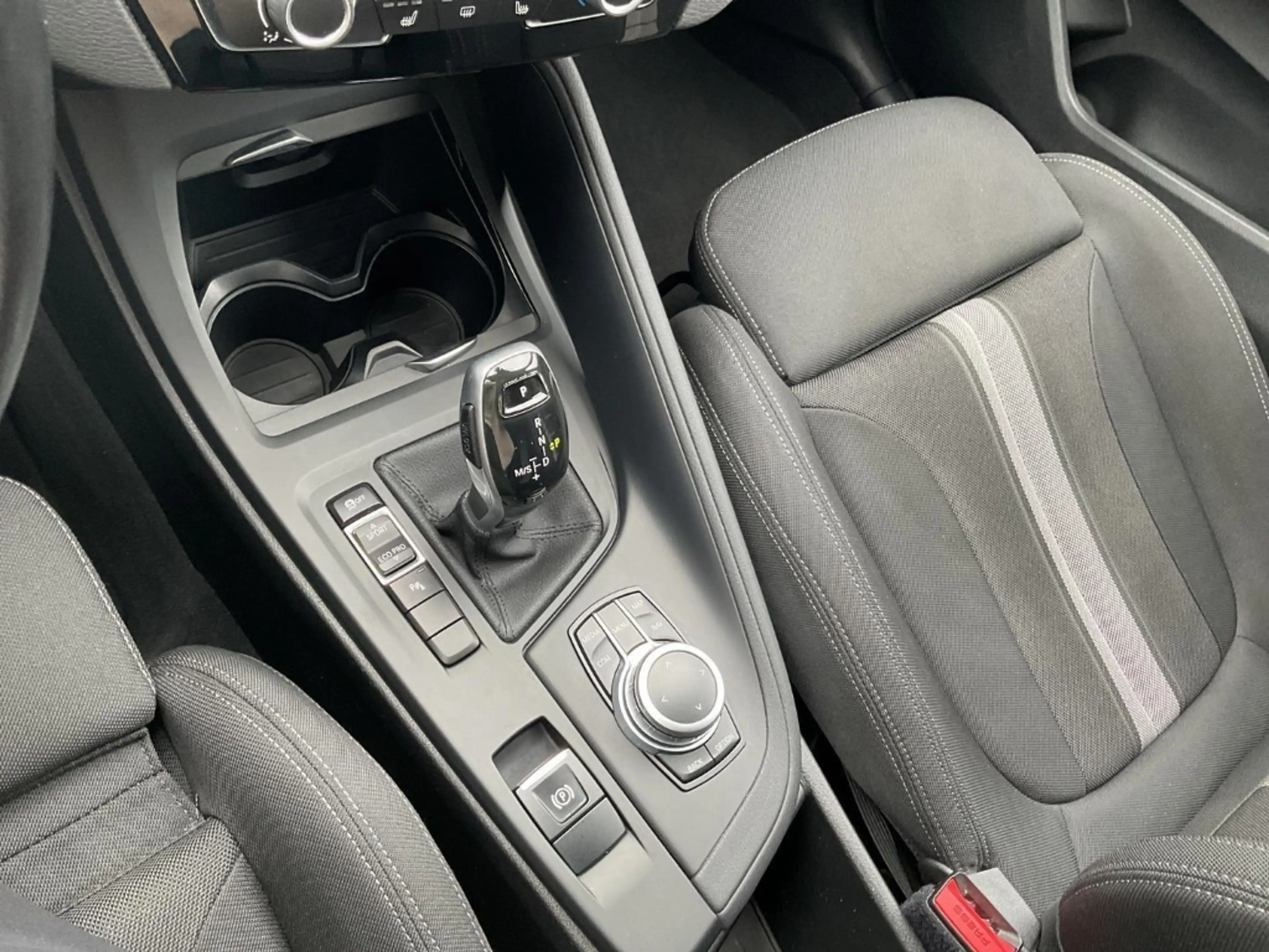 BMW X1 sDrive18d Aut Navi LED DAB SHZ PDC Klimaaut — photo 13