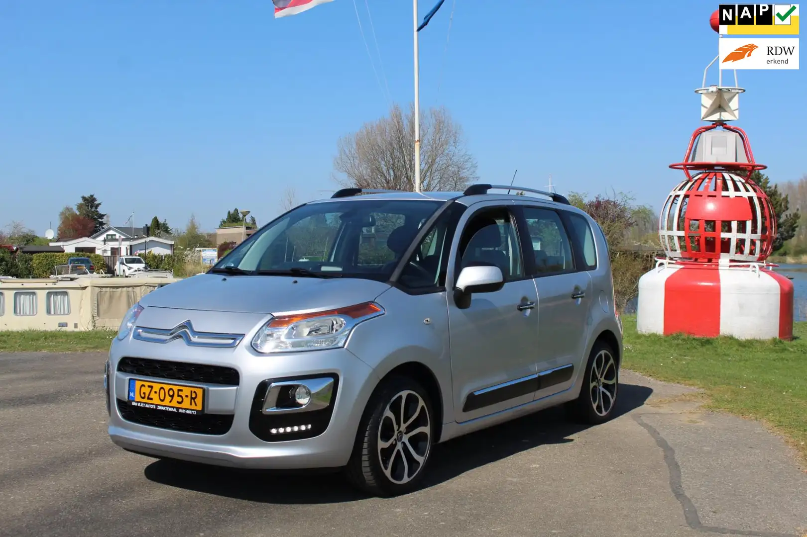 Citroen C3 Picasso 1.2 PureTech Collection *1e EIG !! Grijs - 1