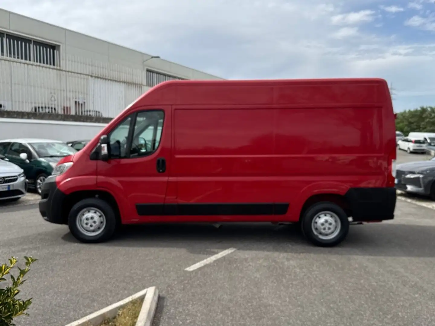 Citroen Jumper 35 L2H2 BlueHDi 140cv Rosso - 2