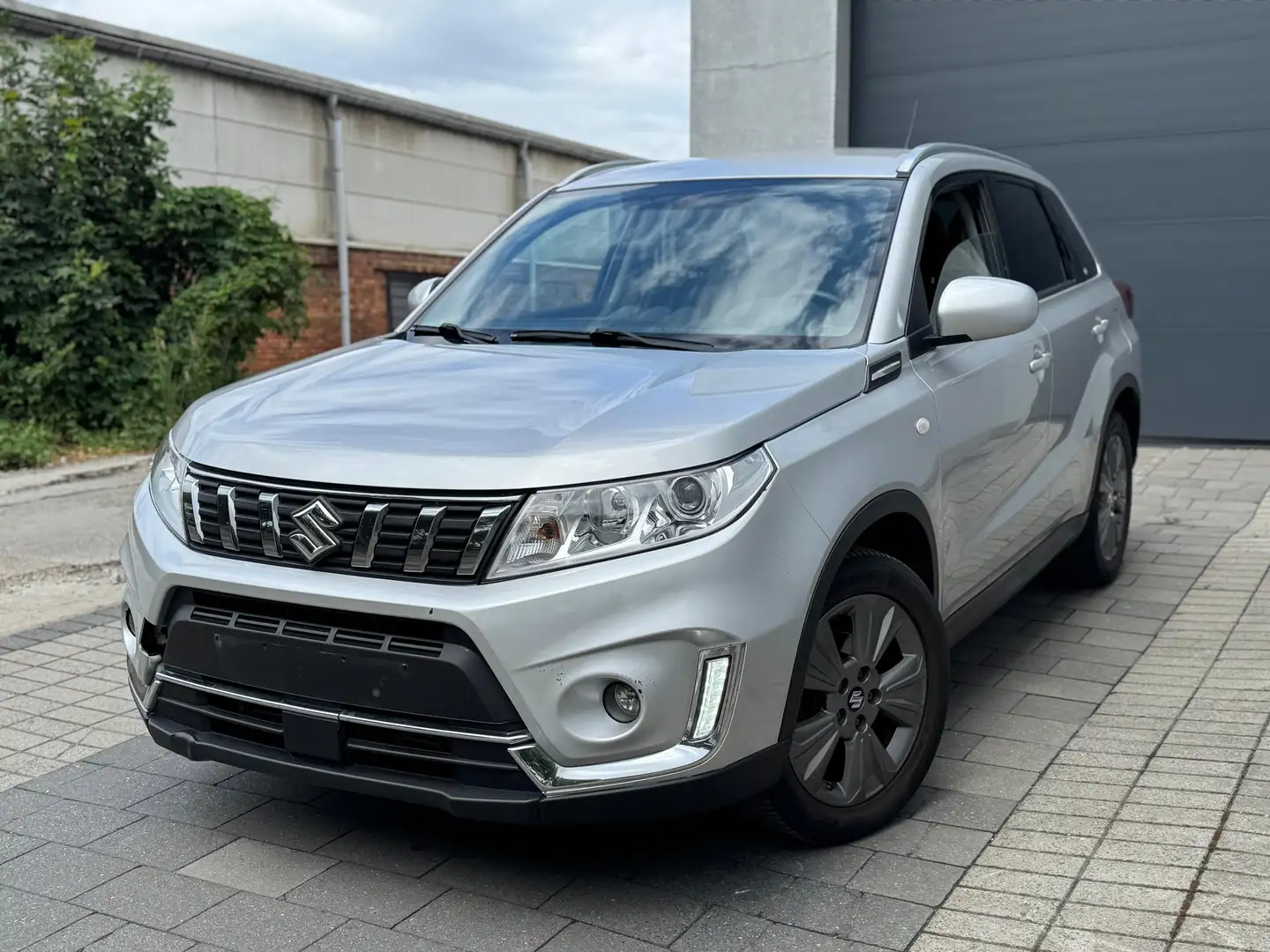 Suzuki Vitara Vitara 1.0 Boosterjet Aut. Comfort Zilver - 1