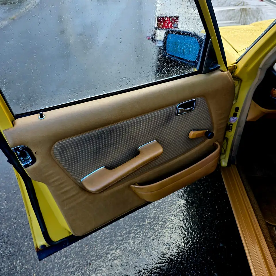 Mercedes-Benz 200 W 123, foto 7