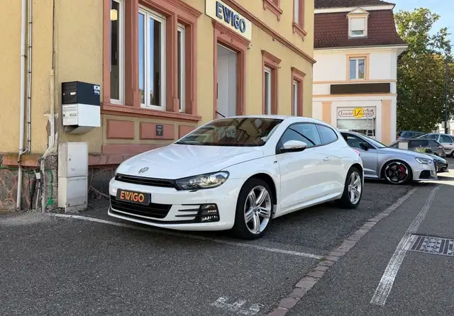 Volkswagen Scirocco 2.0 tdi 150 bluemotion r-line garantie 6 mois