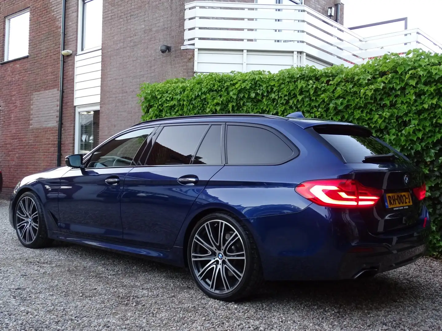 BMW 520 5-serie Touring 520i High Executive | M-pakket | H Azul - 2