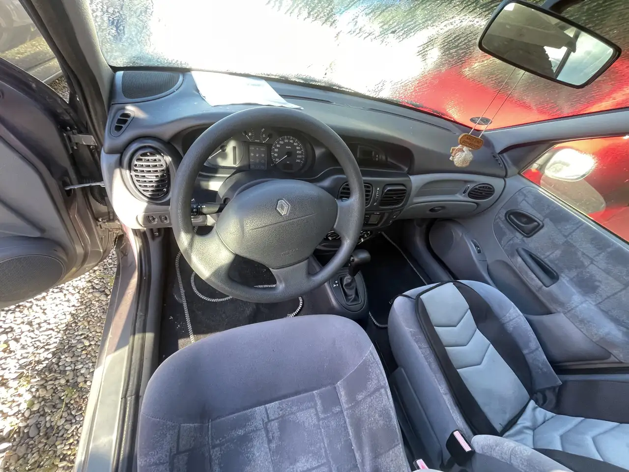 Renault Megane 1.4 Expression, foto 7